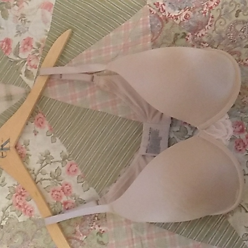 🧜🏼‍♀️ Bali 34D BRA  One Smooth You Flesh Tone